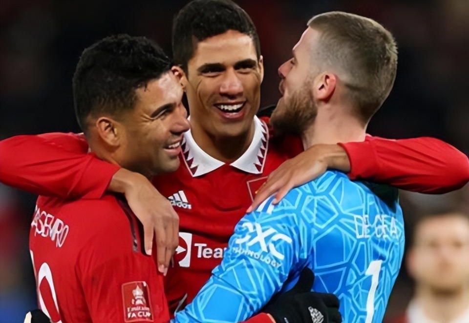 高层谋划转会事宜,球队引援是否如预期? 高层谋划转会事宜,球队引援是否如预期?