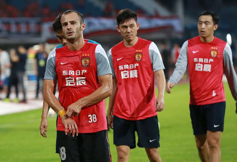 高层谋划转会事宜,球队引援是否如预期? 高层谋划转会事宜,球队引援是否如预期?