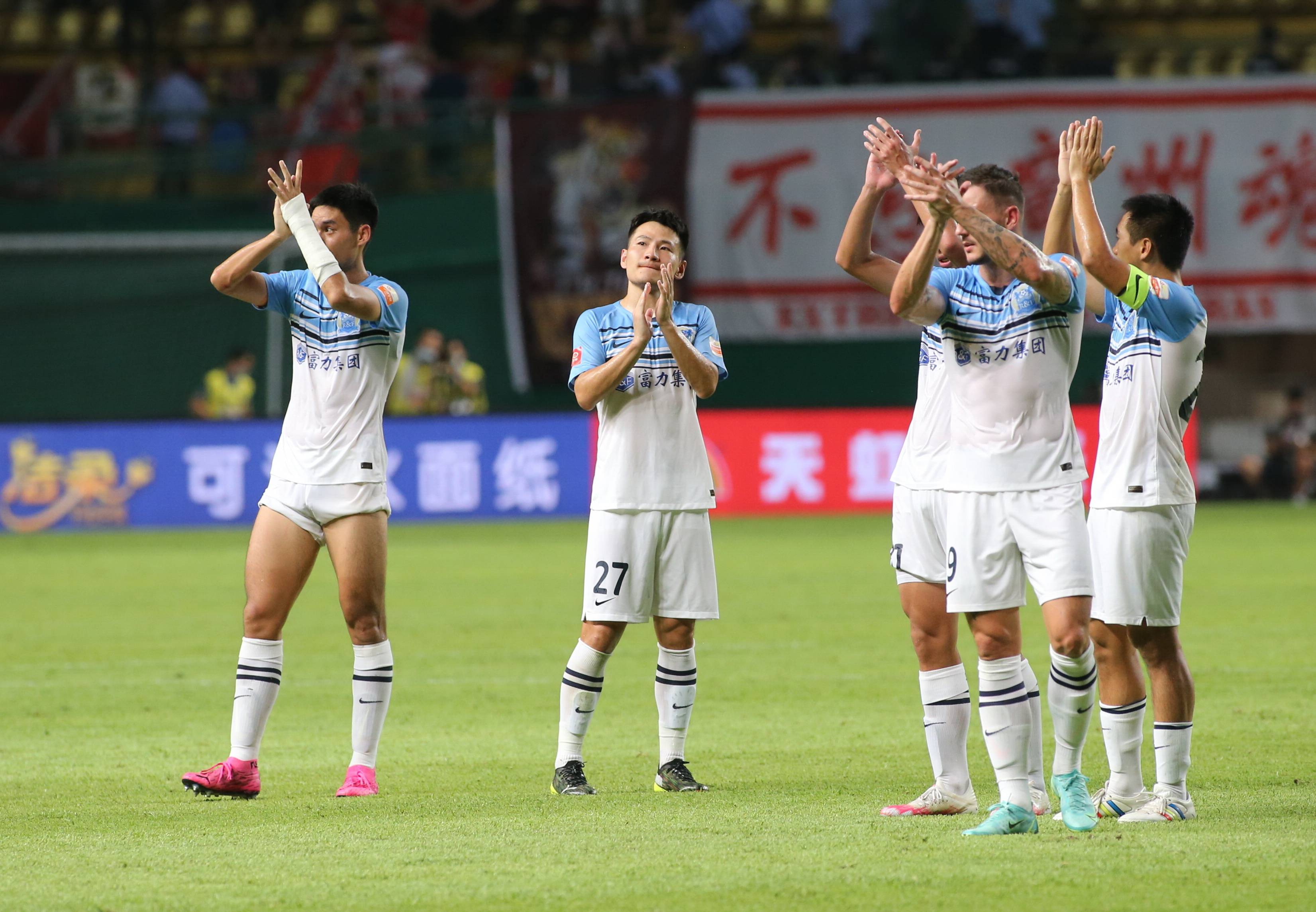 包含四川队士气低迷,需调整状态迎战强敌的词条 包含四川队士气低迷,需调整状态迎战强敌的词条