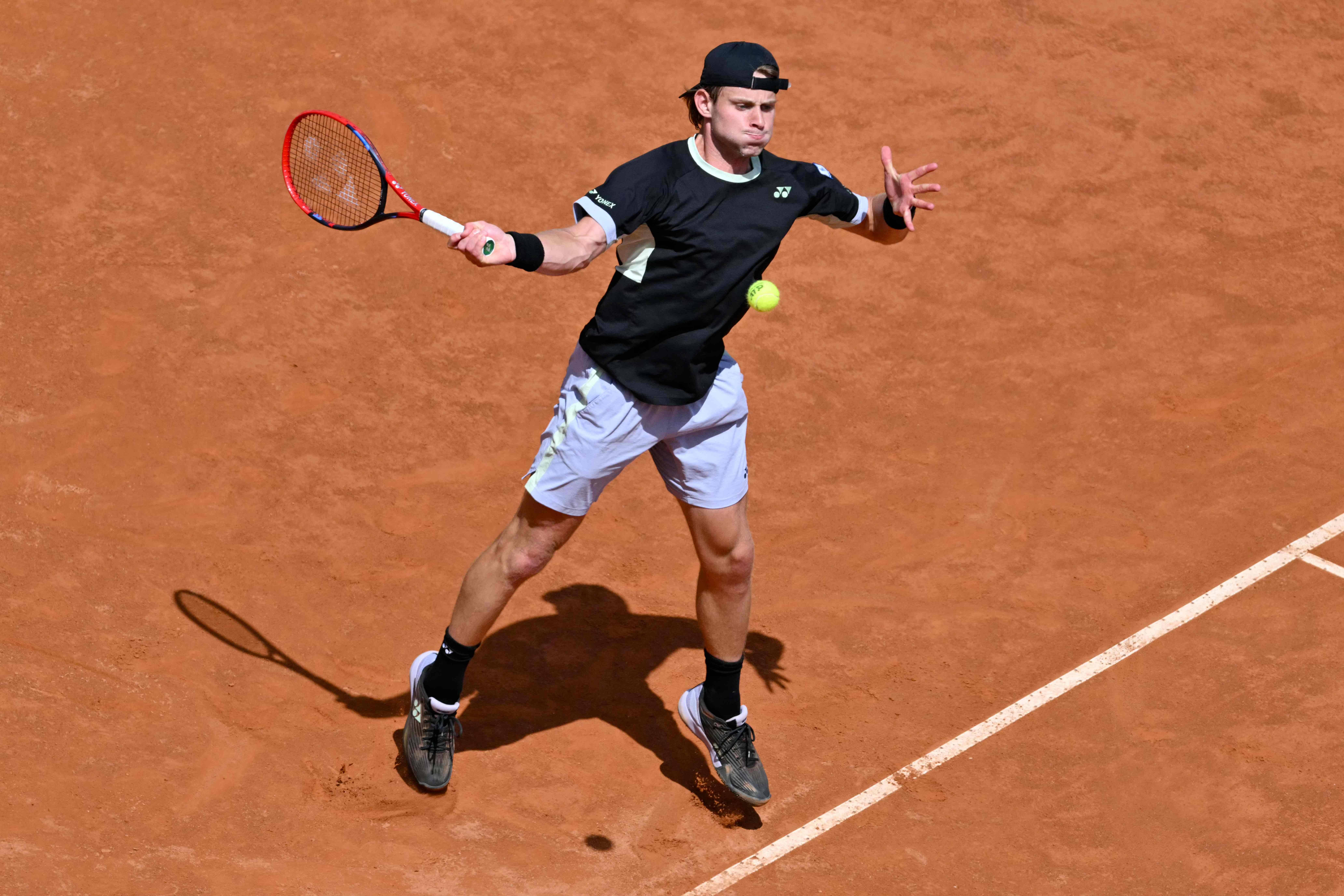 欧洲网球队爆冷英国网球队，纳达尔高光表现的简单介绍