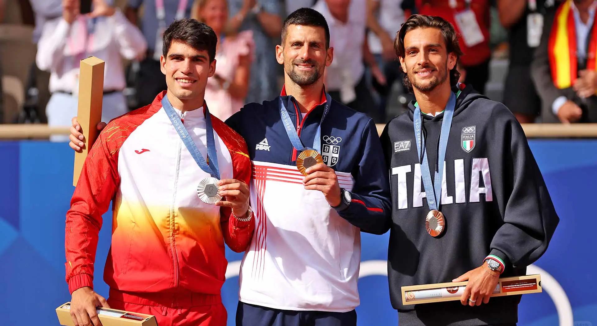 意大利网球队力克日本网球队,德约科维奇打破历史纪录的简单介绍 意大利网球队力克日本网球队,德约科维奇打破历史纪录的简单介绍