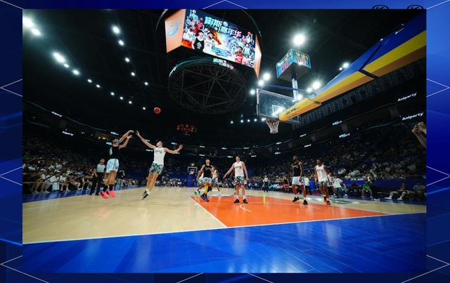 球队实力对比，篮球比赛点燃球迷热情