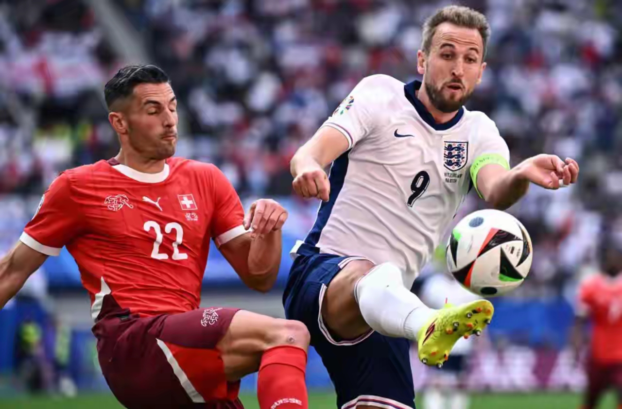 法国球队豪取连胜,欧洲赛场表现抢眼 法国球队豪取连胜,欧洲赛场表现抢眼